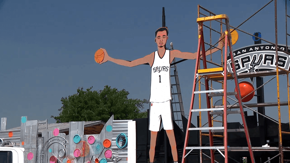 Wemby mania hits new heights: San Antonio artist creates colossal 18-foot statue for draft day (SBG)